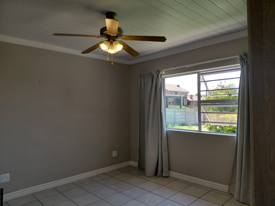 3 Bedroom Property for Sale in Stilbaai Wes Western Cape